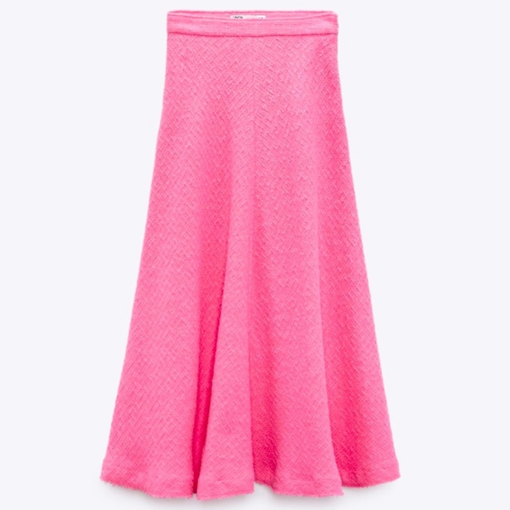 NEW| ZARA Textured A Line Barbie Pink Skirt - Picture 4 of 8